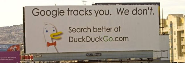 Рекламный билборд поисковика DuckDuckGo